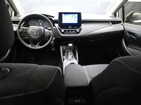 Used 2025 Toyota Corolla LE image 13