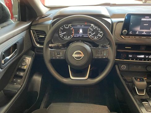 Certified 2023 Nissan Rogue SV FWD image 13