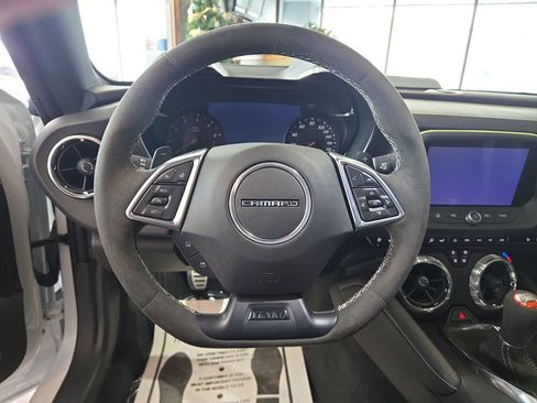 Used 2019 Chevrolet Camaro SS image 22