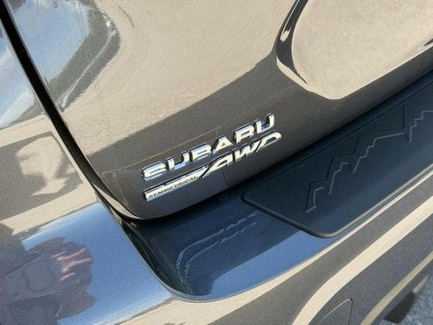 Used 2025 Subaru Crosstrek 2.5i Limited w/ Crosstrek Mirror Package AWD/4WD image 17