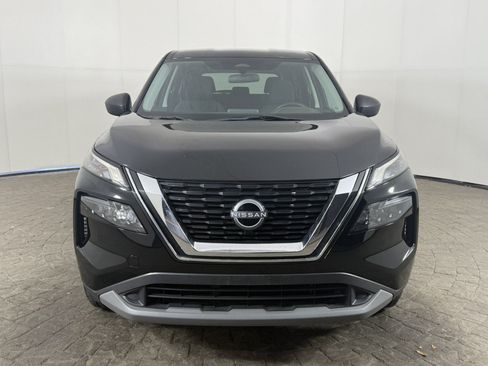 Used 2023 Nissan Rogue S FWD image 2