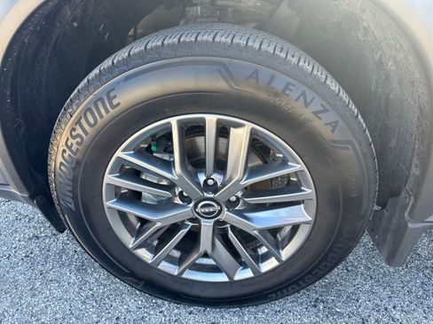 Certified 2025 Nissan Rogue S image 9