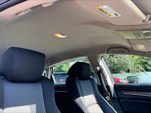 Used 2018 Honda Accord LX image 22