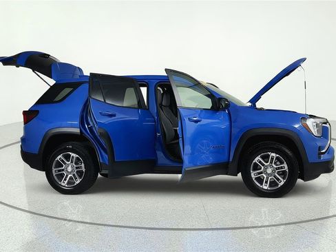 Used 2026 GMC Terrain Elevation AWD/4WD image 8