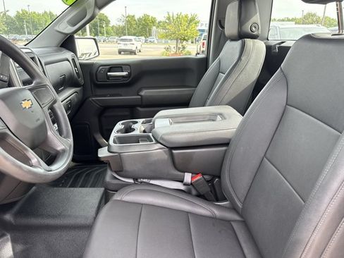 Used 2025 Chevrolet Silverado 1500 W/T w/ Work Truck Package RWD image 5