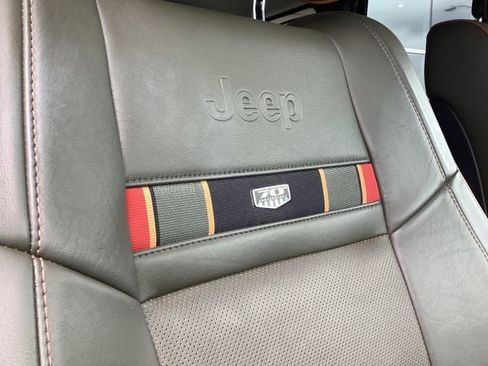 Used 2011 Jeep Grand Cherokee 70th Anniversary RWD image 41