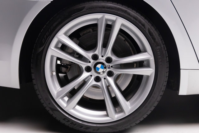 Used 2014 BMW 750i RWD image 39