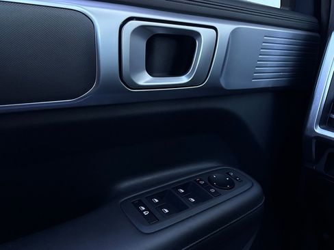 Used 2025 Hyundai Santa Fe SEL image 22