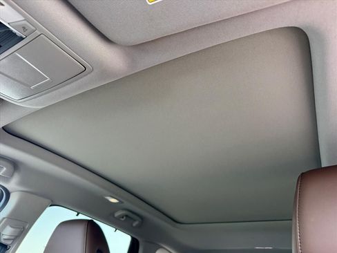 Used 2024 Acura MDX SH-AWD w/ Technology Package image 25