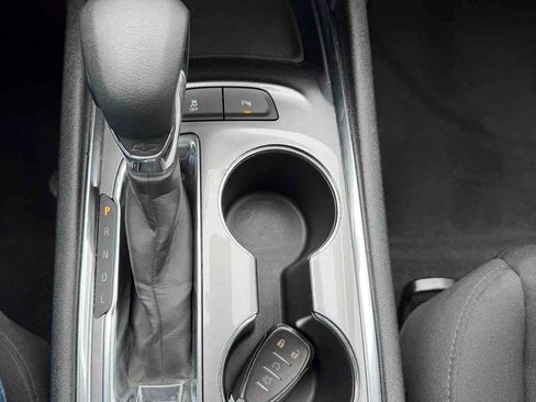 Used 2023 Chevrolet Malibu LT w/ Driver Confidence Package FWD image 18