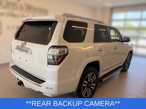 Used 2021 Toyota 4Runner Limited AWD/4WD image 3