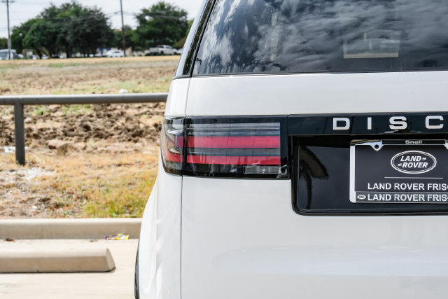 New 2026 Land Rover Discovery Limited Edition AWD/4WD image 61