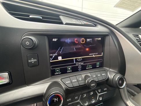 Certified 2016 Chevrolet Corvette Stingray Coupe w/ Carbon Flash Badge Package image 20