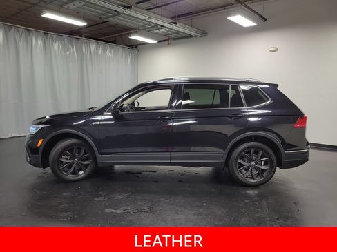 Used 2024 Volkswagen Tiguan SE AWD/4WD image 5