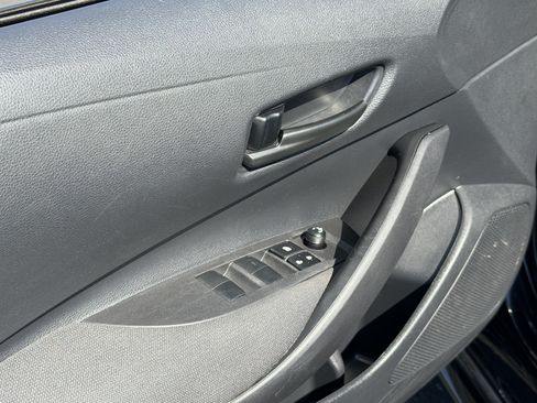 Used 2024 Toyota Corolla LE FWD image 21