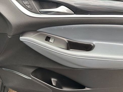 Used 2019 Buick Enclave Essence image 41