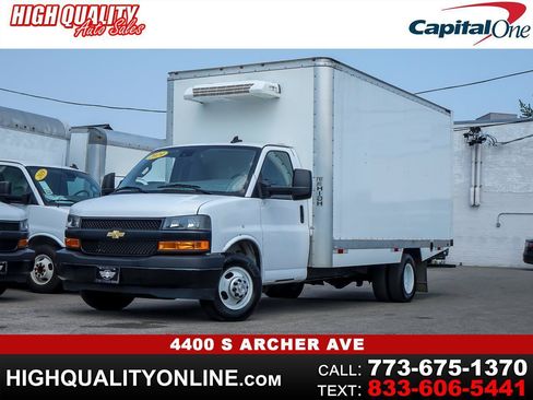 Used 2024 Chevrolet Express 3500 w/ Power Convenience Package RWD image 1