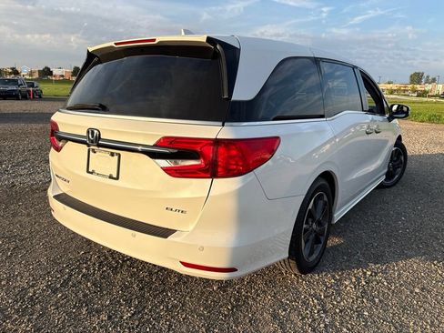 Used 2024 Honda Odyssey Elite image 13