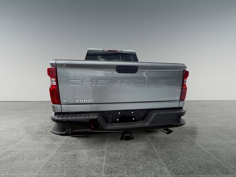 New 2026 Chevrolet Silverado 2500 Custom image 4