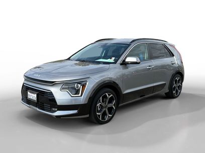 Used 2023 Kia Niro EX Touring