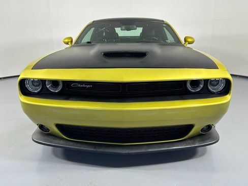 Used 2021 Dodge Challenger R/T Scat Pack w/ T/A Package RWD image 2