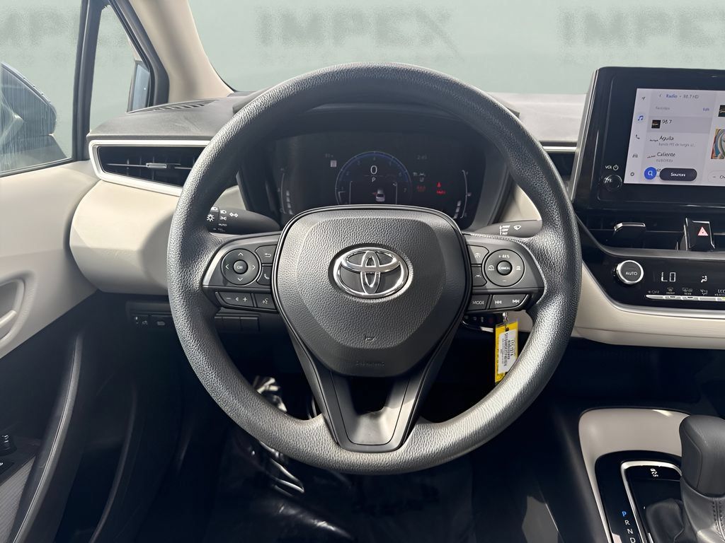 Used 2026 Toyota Corolla LE FWD image 12