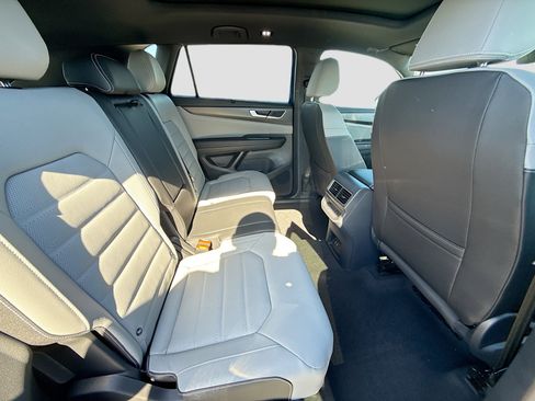 New 2026 Volkswagen Atlas Cross Sport SEL R-Line image 23