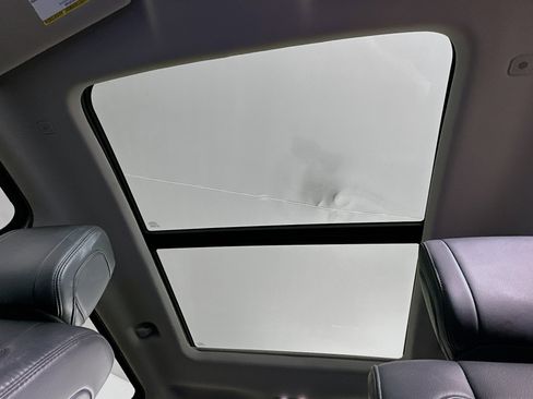 Used 2024 Toyota Tundra Limited image 25