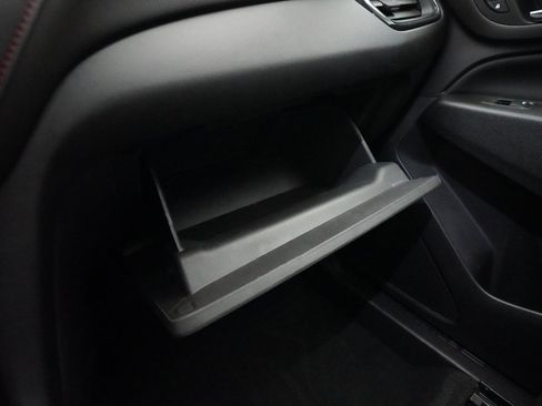 Used 2023 Chevrolet Equinox RS image 30