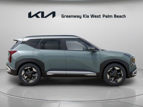New 2027 Kia Seltos EX FWD image 8
