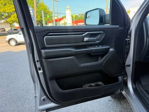 Used 2020 RAM 1500 Big Horn AWD/4WD image 37