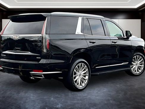 Used 2021 Cadillac Escalade Premium Luxury AWD/4WD image 6