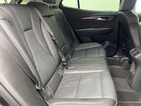 Used 2023 Buick Envision Essence image 20