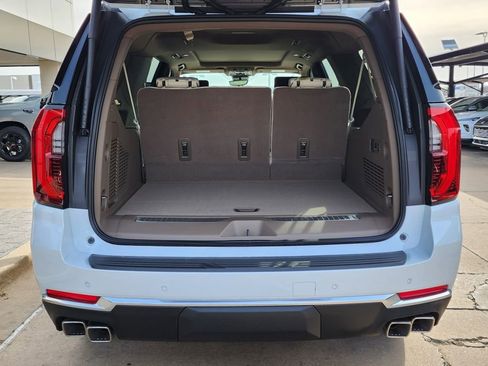 New 2026 GMC Yukon XL Denali w/ Denali Reserve Package AWD/4WD image 59