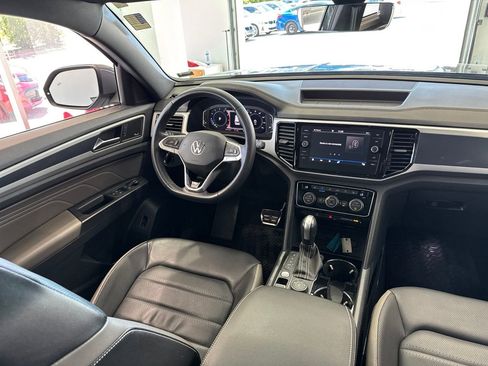 Used 2023 Volkswagen Atlas Cross Sport SEL Premium R-Line AWD/4WD image 46