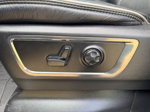 Used 2019 RAM 1500 Limited AWD/4WD image 21