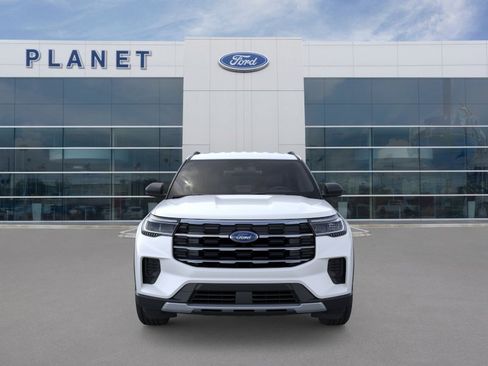 New 2026 Ford Explorer Active RWD image 7
