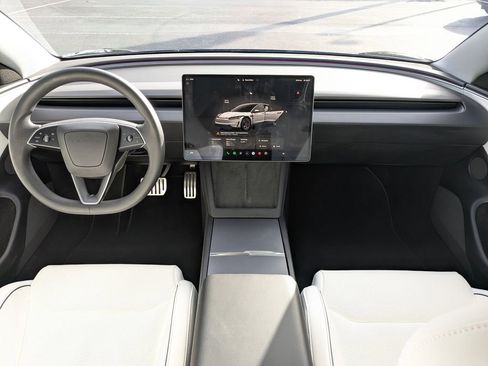 Used 2024 Tesla Model 3 Performance image 16