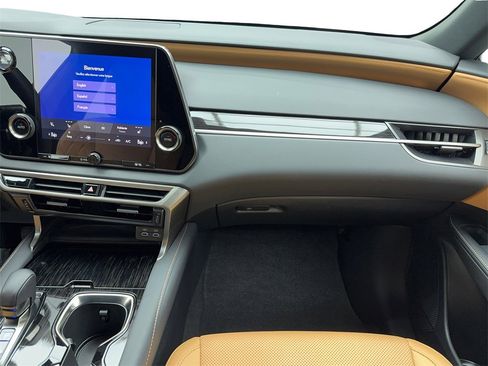 Used 2025 Lexus RX 350 Premium image 19