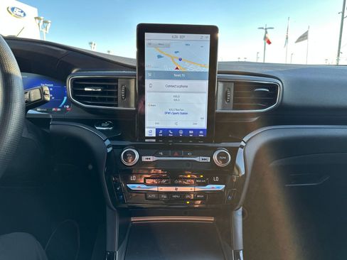 Used 2021 Ford Explorer ST w/ Equipment Group 401A image 18