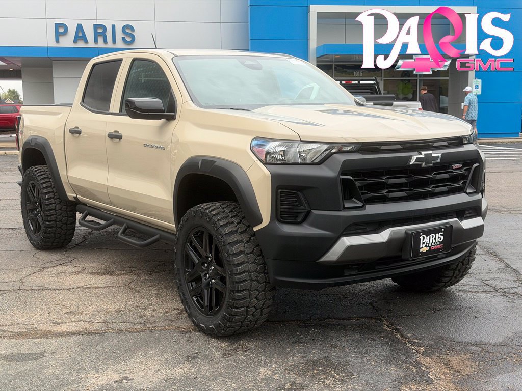 Used 2023 Chevrolet Colorado Trail Boss w/ Advanced Trailering Package AWD/4WD image 1