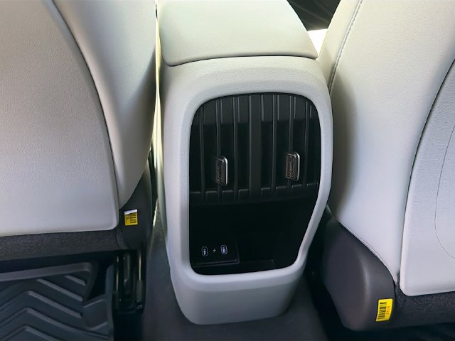 New 2026 Hyundai Kona Limited FWD image 25