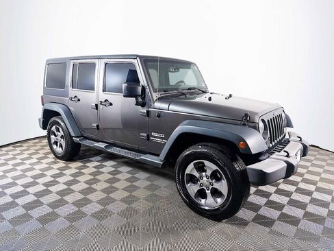 Used 2016 Jeep Wrangler Unlimited Sport w/ Quick Order Package 24S AWD/4WD image 3