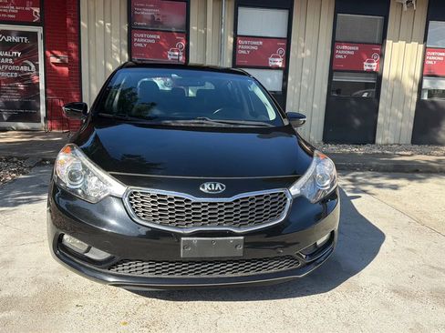 Used 2015 Kia Forte EX w/ EX Premium Package FWD image 9