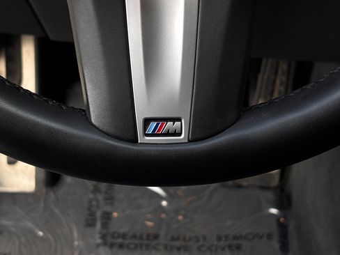 Used 2021 BMW M550i xDrive w/ Premium Package image 3