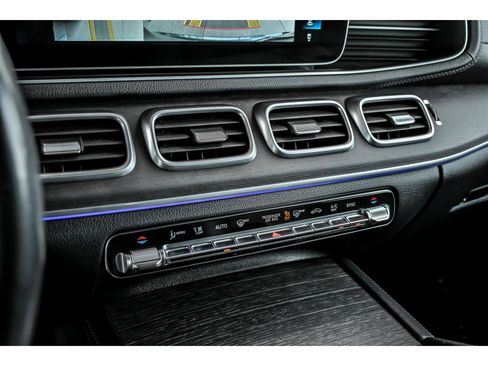 Certified 2021 Mercedes-Benz GLS 580 4MATIC image 21