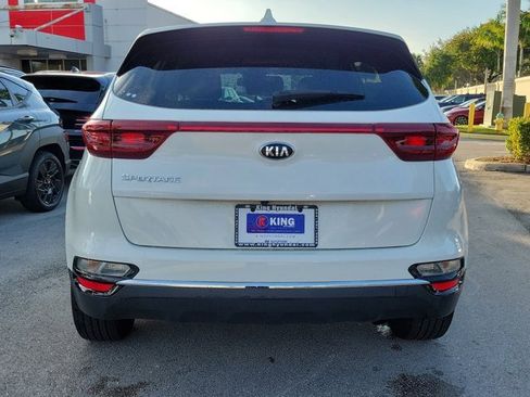 Used 2021 Kia Sportage LX image 5