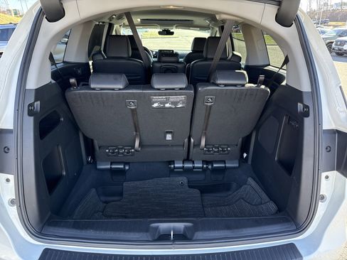 Certified 2024 Honda Odyssey EX-L image 33