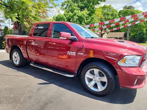 Used 2015 RAM 1500 Sport w/ Convenience Group AWD/4WD image 11