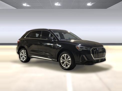 Used 2023 Audi Q3 2.0T Premium Plus image 7